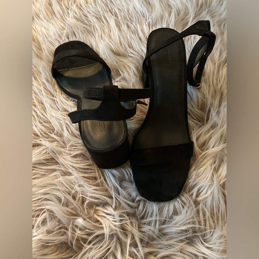 Black straps casual date night heeled sandal